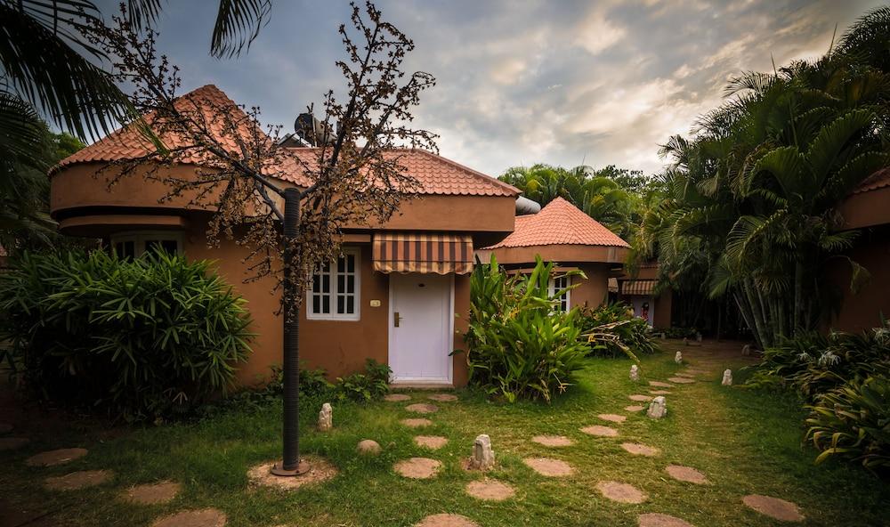 Vijayshree Resort And Heritage Village Hoszpet Kültér fotó