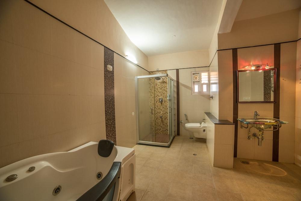 Vijayshree Resort And Heritage Village Hoszpet Kültér fotó